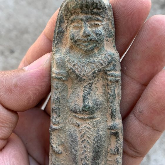 พระร่วงเปิดโลก กรุวัดพระศรีรัตนมหาธาตุสุโขทัย เนื้อชินสังฆวานรสนิมเขียว รูปที่ 7