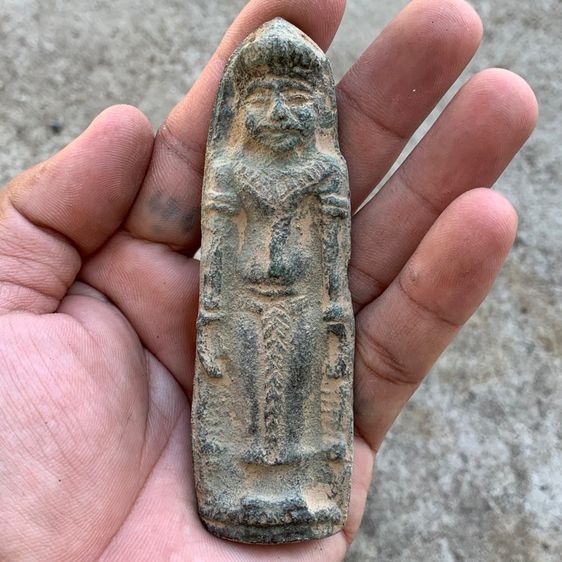 พระร่วงเปิดโลก กรุวัดพระศรีรัตนมหาธาตุสุโขทัย เนื้อชินสังฆวานรสนิมเขียว รูปที่ 2