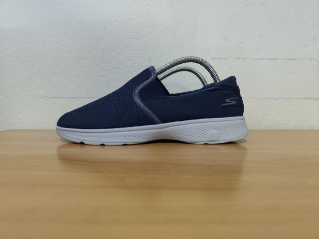 SKECHERS Gowalk4 41.0 26.0 แท้ มือสอง รูปที่ 4