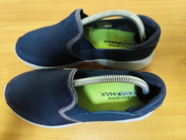 SKECHERS Gowalk4 41.0 26.0 แท้ มือสอง รูปที่ 13