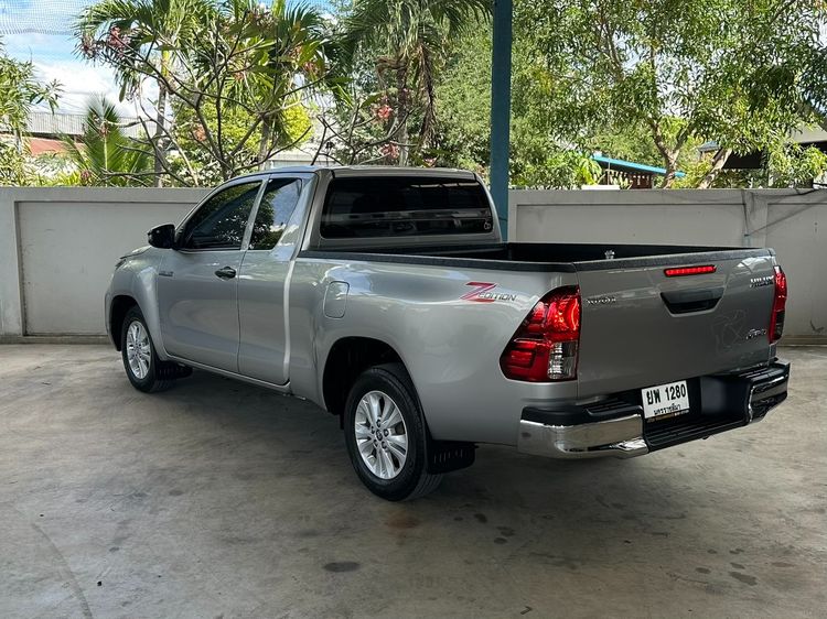 Toyota Hilux Revo 2022 Smart Cab 2.4 Entry Z Edition Pickup ดีเซล ไม่ติดแก๊ส เกียร์ธรรมดา เทา รูปที่ 4