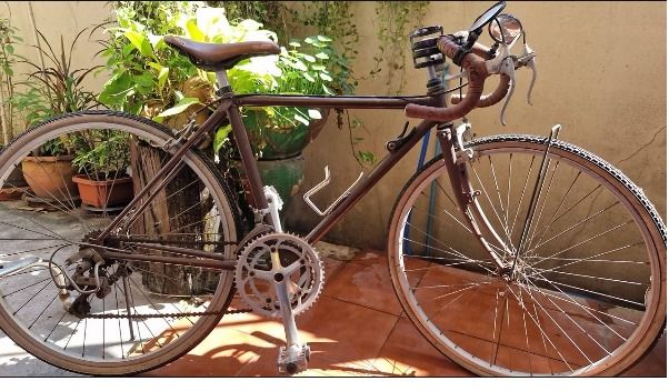 จักรยานเสือหมอบ ทรง Vintage สีน้ำตาล มือสอง