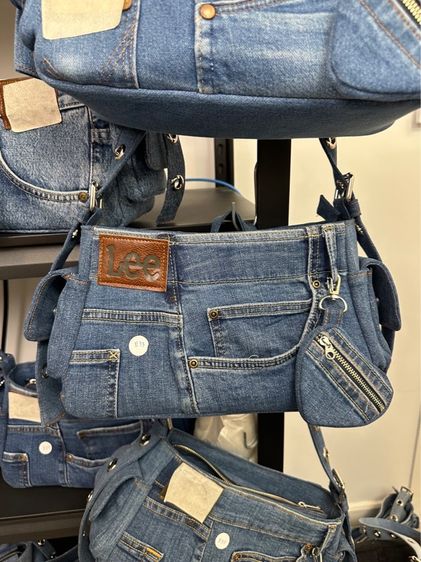 กระเป๋า JeansBetty รุ่น woody สีลิมิเต็ด รูปที่ 11