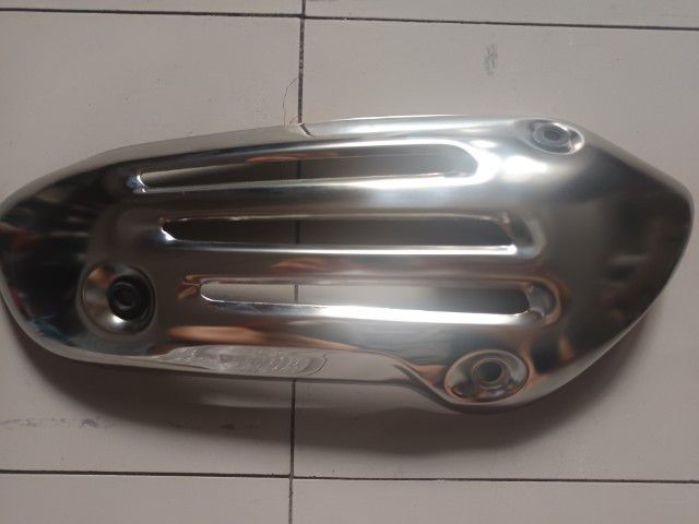 ขายฝาครอบท่อเวสป้า spin 150 รูปที่ 2