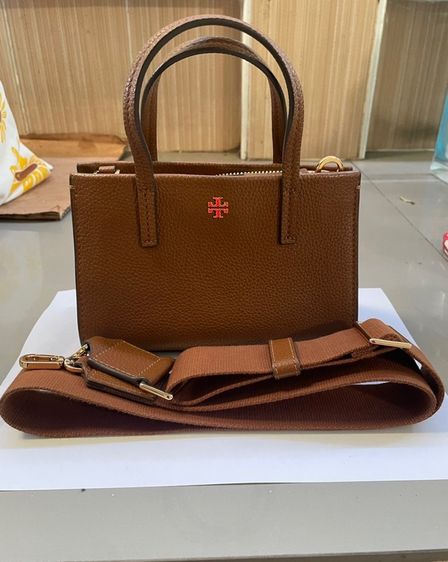 กระเป๋าถือ ทอรี่