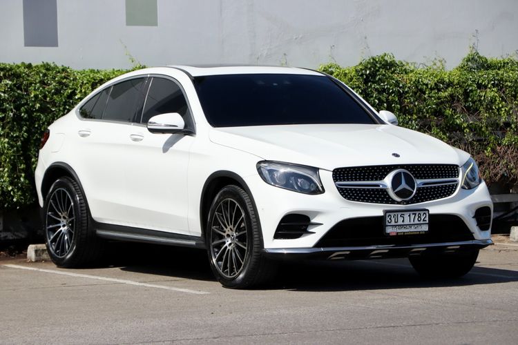 รถ Mercedes-Benz GLC-Class GLC250 สี ขาว