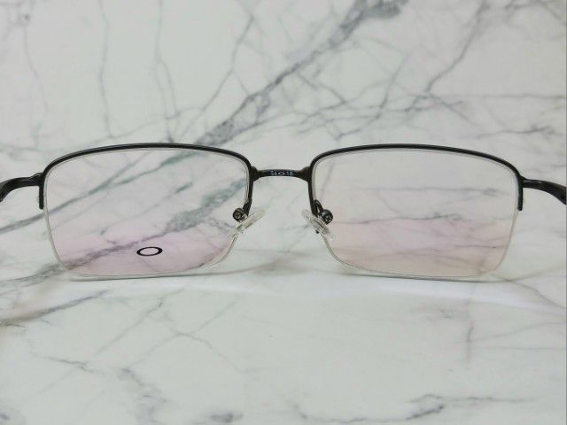 กรอบแว่นตา Oakley  รูปที่ 7