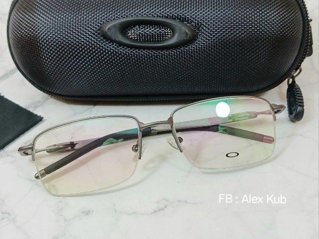 กรอบแว่นตา Oakley  รูปที่ 4