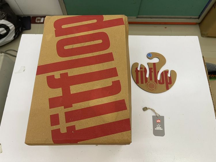 Fitflop  sling Men แท้ ขนาด 43 สภาพใหม่ นุ่มสบาย ราคาถูกใจ