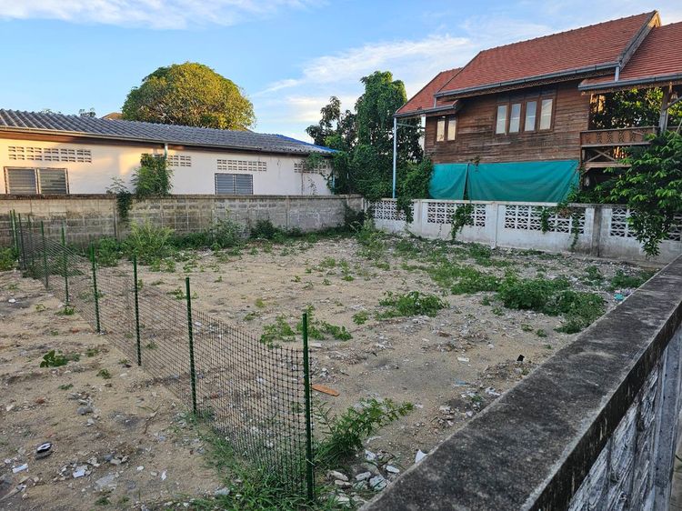 ขายที่ดิน ขนาด 105 ตร.ว. ในหมู่บ้านบัวขาว (ซอย รามคำแหง 174) รูปที่ 2