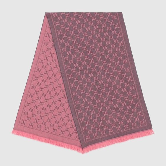 ผ้าพนคอGucci 