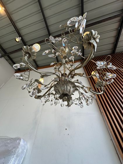 โคมไฟแขวนเพดาน ก้านลายไม้เลื้อยเหล็กดัดสีทอง ประดับคริสตัล รูปที่ 9