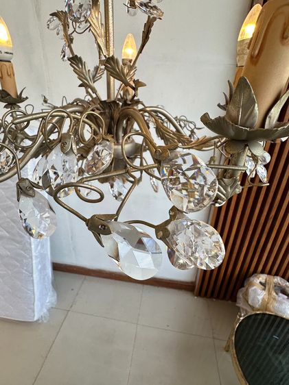 โคมไฟแขวนเพดาน ก้านลายไม้เลื้อยเหล็กดัดสีทอง ประดับคริสตัล รูปที่ 8