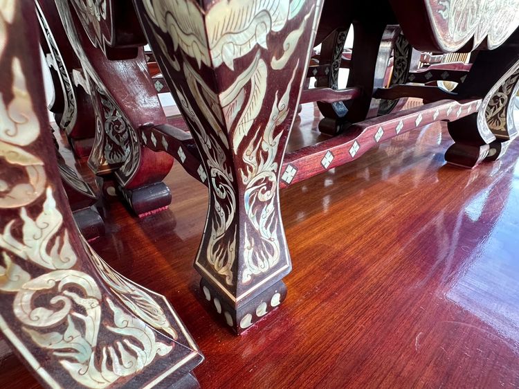 โต๊ะหมู่บูชา 9 งานไม้มะค่าฝังมุก รูปที่ 16