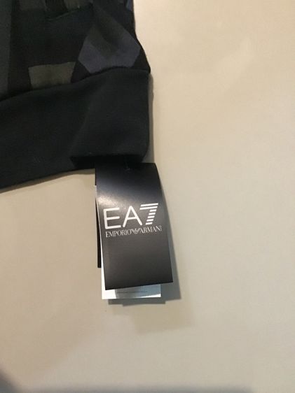 เสื้อ สเวตเตอร์ Ea 7 แท้ เบอร์ L รูปที่ 6