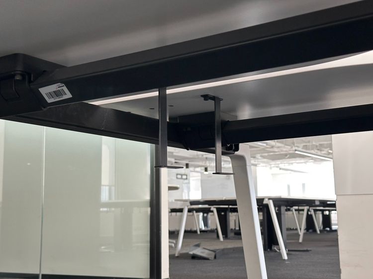 โต๊ะทำงานกลุ่ม 4 ที่นั่ง ท็อปไม้ MDF ผิวลามิเนตสีขาว รูปที่ 10