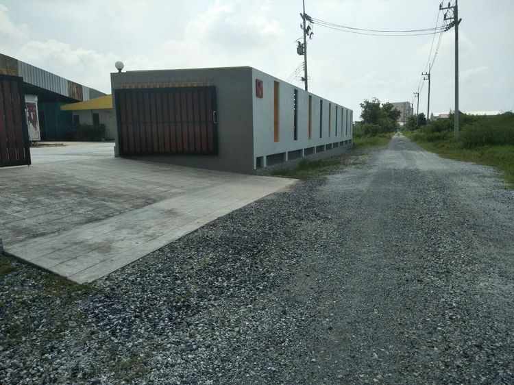 DD479 ให้เช่าพื้นที่ 2 ไร่ พร้อมบ้านน็อคดาวน์ + โกดัง + รั้วล้อมรอบ  สุวินทวงศ์ – คลองหลวงแพ่ง ฉะเชิงเทรา พื้นที่ขนาดใหญ่เหมาะสำหรับทำ รูปที่ 3