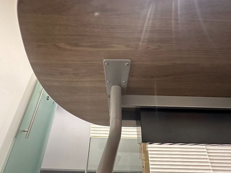 โต๊ะประชุม 8-10 ที่นั่ง ท็อปไม้ MDF สีน้ำตาล รูปที่ 10