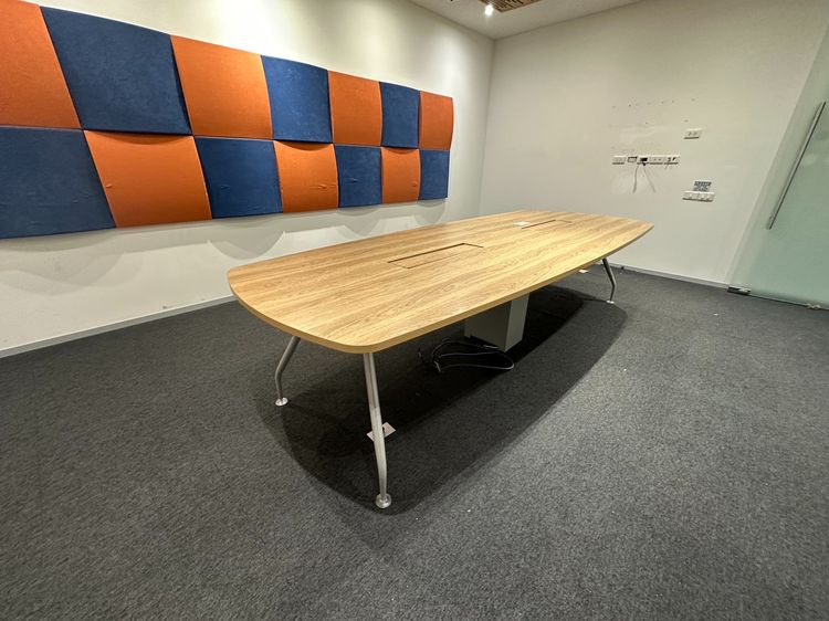 โต๊ะประชุม 8-10 ที่นั่ง ท็อปไม้ MDF สีน้ำตาล รูปที่ 2