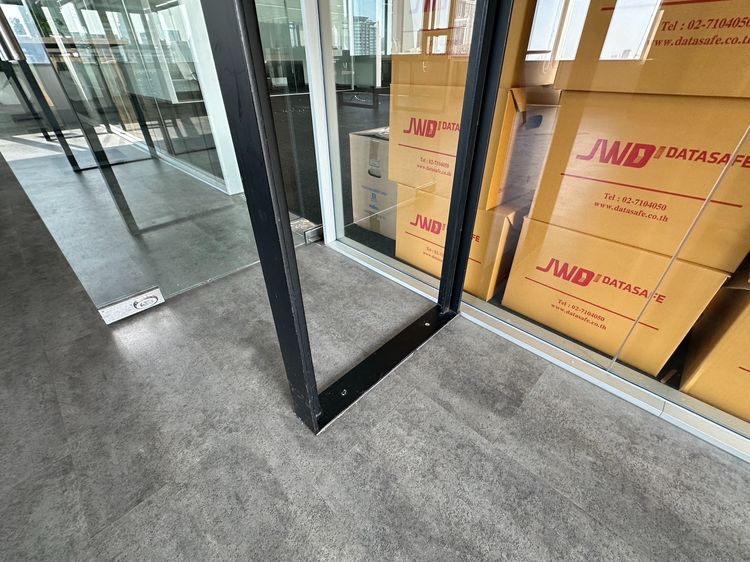 โต๊ะบาร์ ท็อปไม้ MDF ปิดผิวลายไม้สีน้ำตาล โครงขาเหล็ก  รูปที่ 7