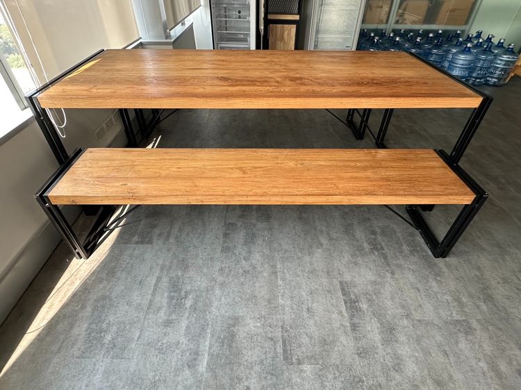 โต๊ะทานอาหารไม้สัก พร้อมม้านั่ง เบาะไม้สัก 2 ตัว โครงขาเหล็กสีดำ รูปที่ 10