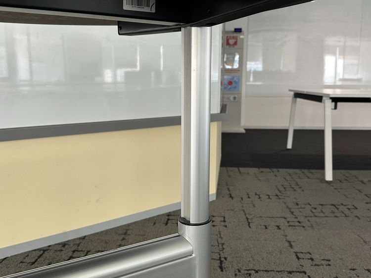 โต๊ะประชุม แบรนด์ KOKUYO ท็อปไม้ MDF สีขาว  รูปที่ 15