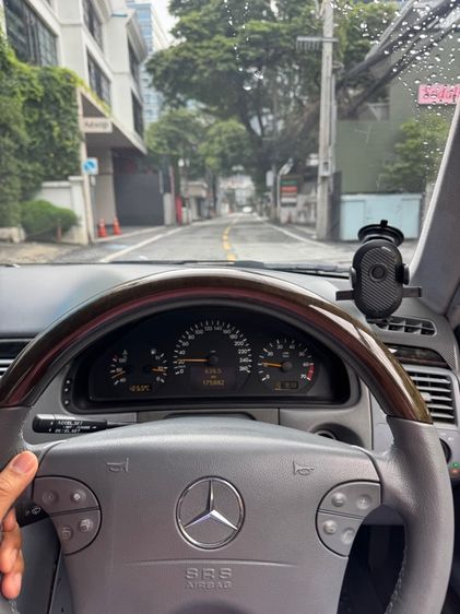Mercedes-Benz E-Class 2001 E200 Kompressor Sedan เบนซิน ไม่ติดแก๊ส เกียร์อัตโนมัติ บรอนซ์เงิน รูปที่ 3