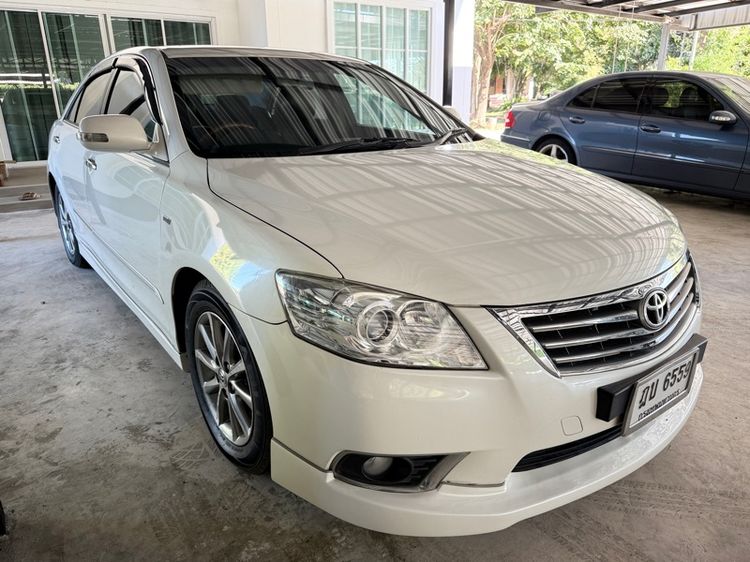 รถ Toyota Camry 2.0 G Extremo สี ขาว