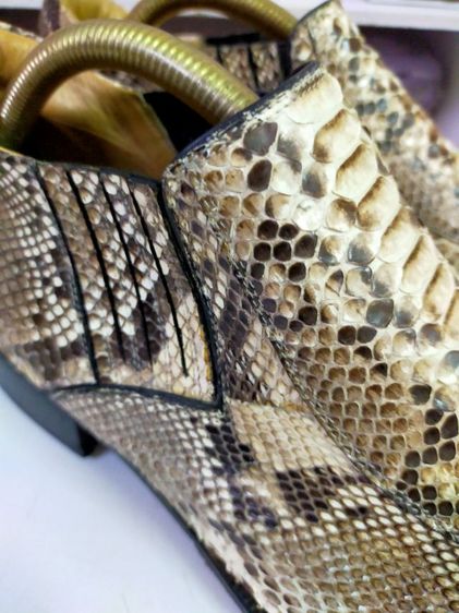 รองเท้าหนัง  ง.. แท้ สภาพดี ไซซ์ 44 28.5-29ซม. ไม่มีตำหนิ  สวยๆ หายาก เจ้าของซื้อมา หมื่นกว่าบาท ขายให้ถูกๆ รูปที่ 7