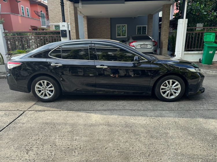 Toyota Camry 2019 2.0 G Sedan เบนซิน LPG เกียร์อัตโนมัติ ดำ รูปที่ 2