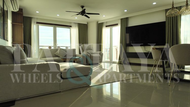ไม่อนุญาต ตกแต่งครบ สร้างเสร็จก่อน 2010 Spacious 2-Bed Corner Condo SeaView Pattaya รูปที่ 3