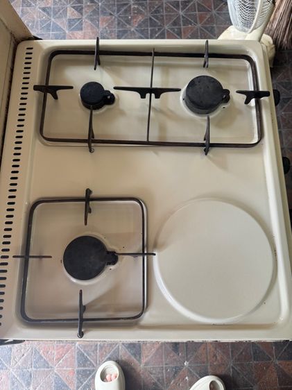 ขายด่วน เตาเเก๋สพร้อมเตาอบ SANYO ราคา4,000บาท รูปที่ 4