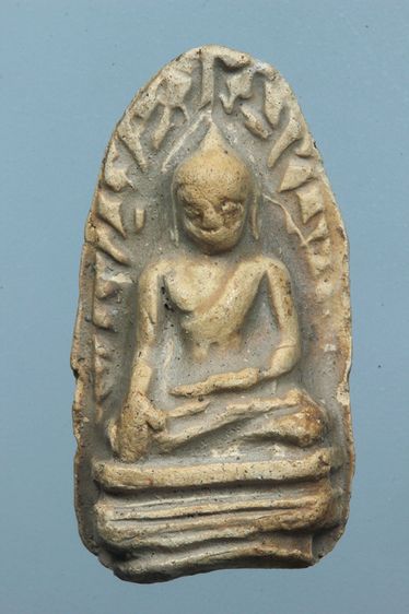 พระรอดลำพูนสวยๆค่ะเก่าค่ะ