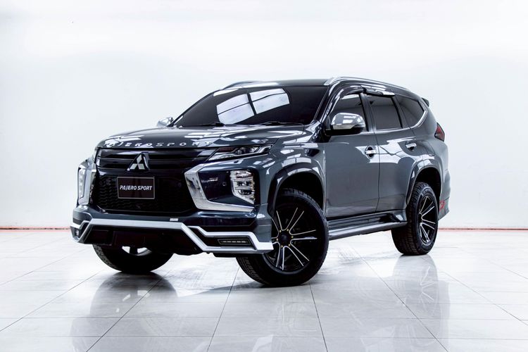 Mitsubishi Pajero Sport 2020 2.4 GT Premium 2WD Utility-car ดีเซล ไม่ติดแก๊ส เกียร์อัตโนมัติ เทา