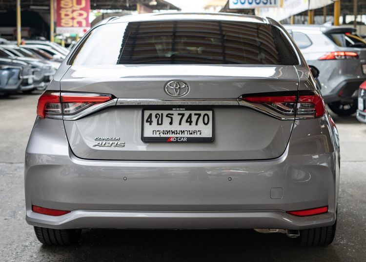 Toyota Altis 2023 1.8 Esport Sedan เบนซิน ไม่ติดแก๊ส เกียร์อัตโนมัติ เทา รูปที่ 4