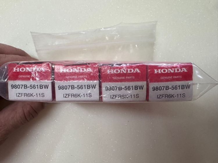 ขายด่วน หัวเทียน Honda Civic FDพร้อมยางกันน้ำขอบกระจก ราคา800บาท รูปที่ 3