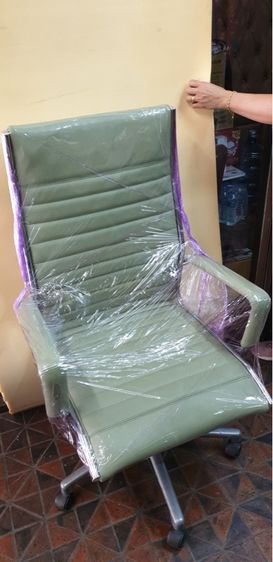 ขายด่วน เก้าอี้สำนักงานหุ้มหนังแท้ใหม่ ราคา3,000บาท รูปที่ 14