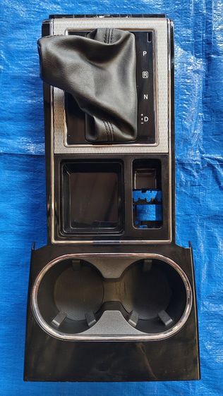 คอลโซลเกียร์มิตซูบิชิ ปาเจ่โร2019