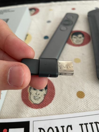 Logitech Spotlight Presenter มือสอง สภาพดี ใช้งานได้ปกติ รองรับ bluetooth  usb ระยะได้ 30 M รูปที่ 8