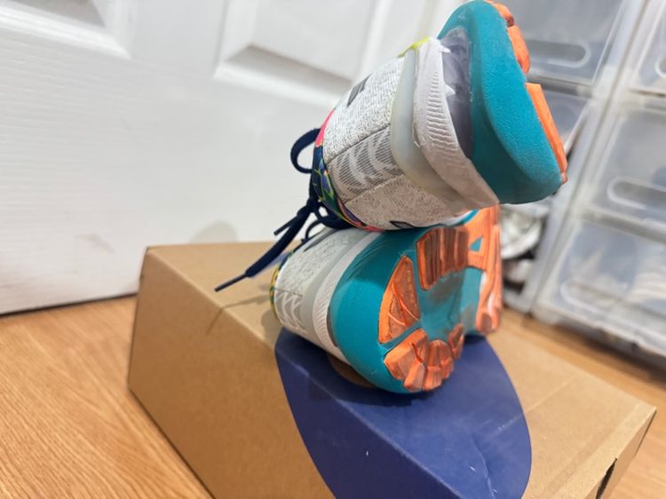 รองเท้าวิ่ง ASICs รูปที่ 4
