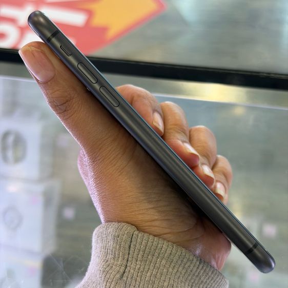 iPhone11 64GB สีดำ เครื่องศูนย์ โมเดลTH มีกล่อง🥰🥰 รูปที่ 4