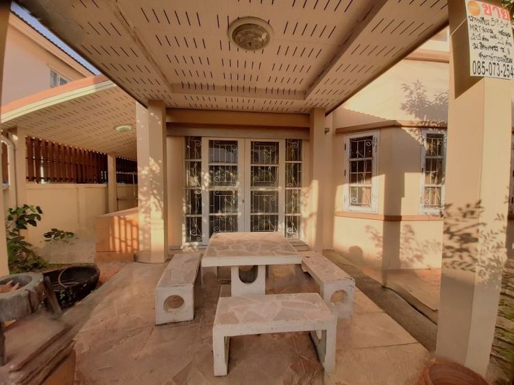 อื่นๆ ไม่มี ขาย บ้านเดี่ยว ม.สินเพชร จันทน์ทองเอี่ยม บางบัวทอง  59.5 ตรว 3 นอน 2 น้ำ 4 จอด (ภายนอกอีก 4 รวม 8 คัน )  4.4 ล้าน เหลือ 4 ล้าน 085 0732541 รูปที่ 4