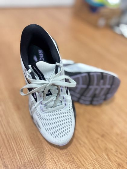 รองเท้าวิ่ง Brooks รูปที่ 4