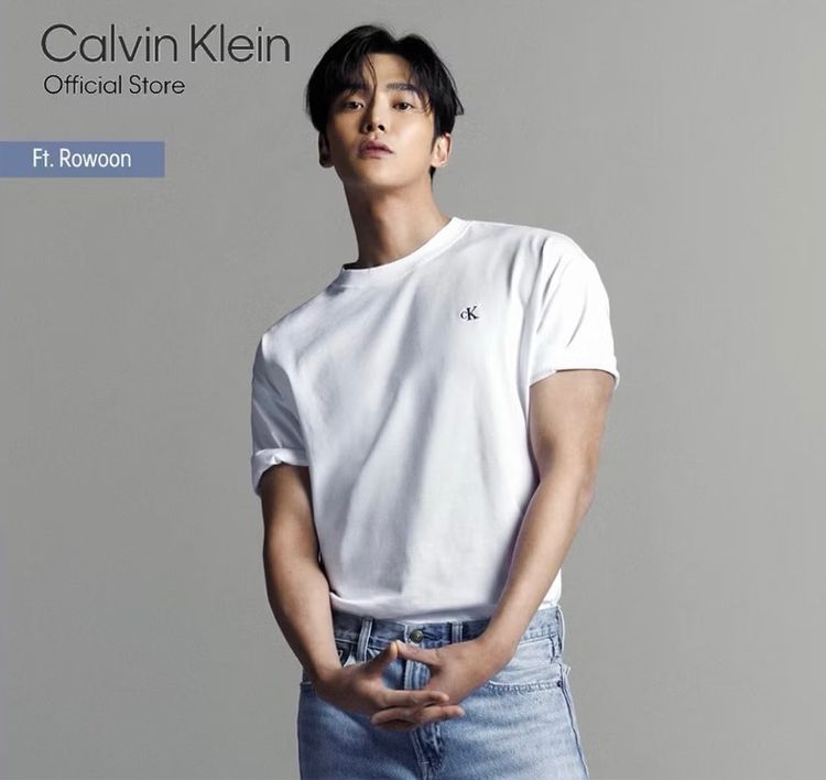 CALVIN KLEIN เสื้อยืด Archive Logo 🤍 S