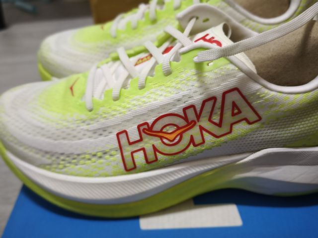เขียว ผ้าใบ รองเท้าผ้าใบ UK 7.5 | EU 41 1/3 | US 8 อื่นๆ พร้อมส่ง รองเท้าวิ่ง ของแท้แบรนด์ Hoka Mach x green size 8US