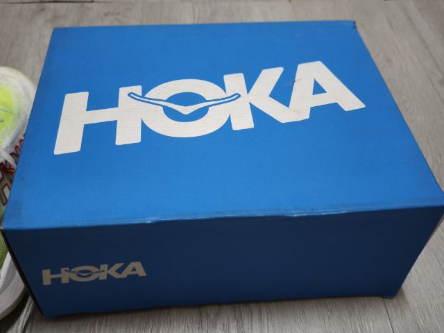 พร้อมส่ง รองเท้าวิ่ง ของแท้แบรนด์ Hoka Mach x green size 8US รูปที่ 7