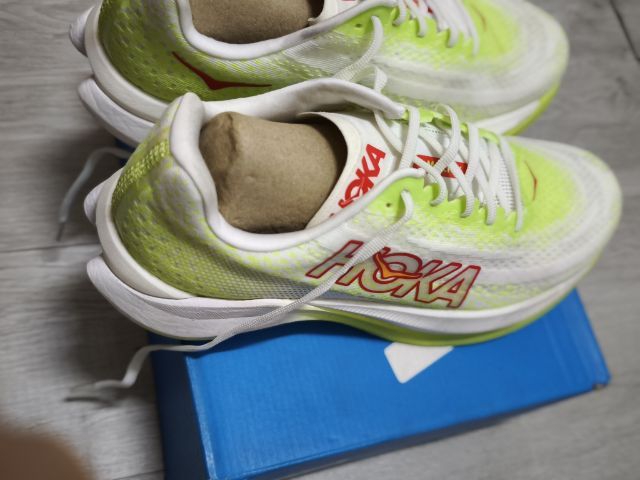 พร้อมส่ง รองเท้าวิ่ง ของแท้แบรนด์ Hoka Mach x green size 8US รูปที่ 3