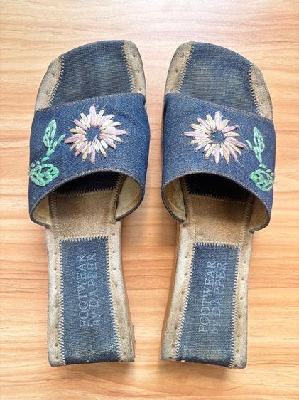 👡รองเท้า DAPPER งานปักดอกไม้ของแท้ 💐  ดีไซน์สวย หายาก รุ่นพื้นแบนใส่สบาย