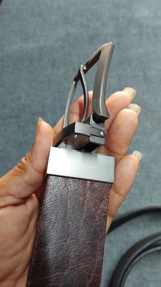 เข็มขัดหนังหัวสลับด้านได้หนังสวยแบรนด์เอว41.5-46.5 เอวเล็กเจาะเพิ่มได้ กว้าง 1.4ยาวรวมหัว53.5 รูปที่ 17