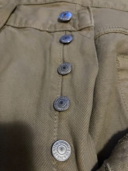 กางเกงยีนส์ ลีวาย 501 บิ๊กE ของแท้ เอว 33   ขาสั้น ของใหม่  รูปที่ 4